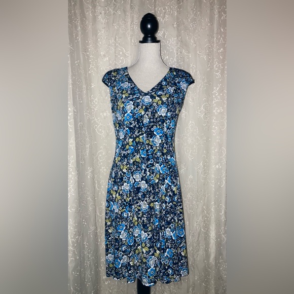 London Time Navy Floral Midi Dress Sz 8P cap sleeve v-neck flowing knee length - Picture 3 of 8